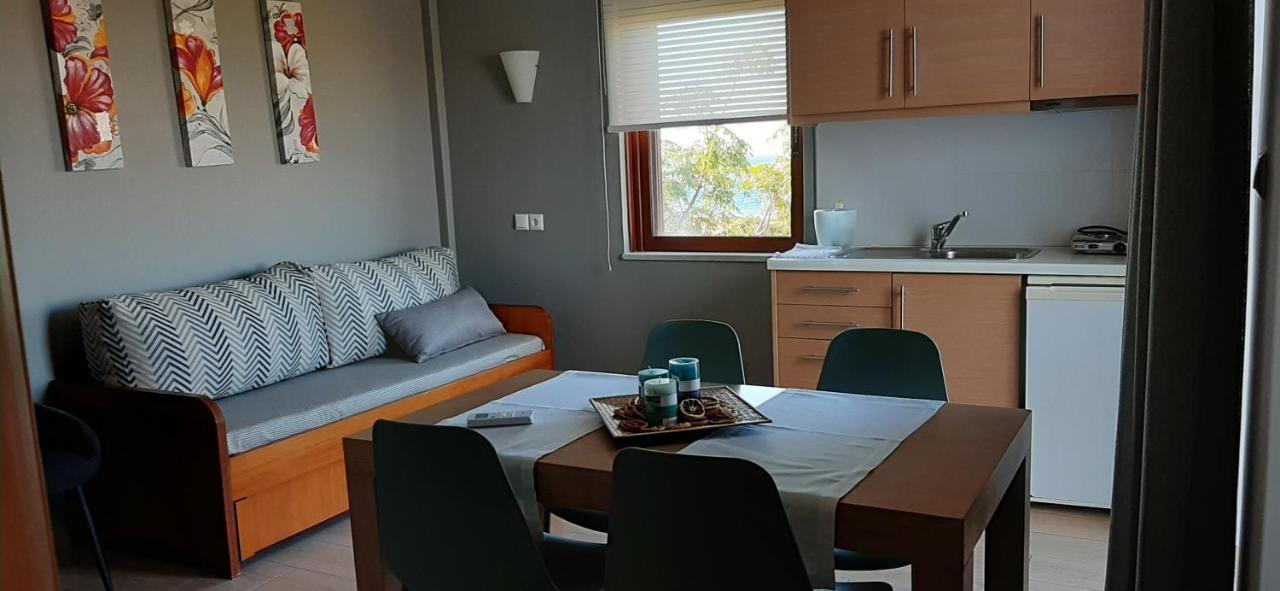 פליאוחורה Viena Rooms & Apartments מראה חיצוני תמונה