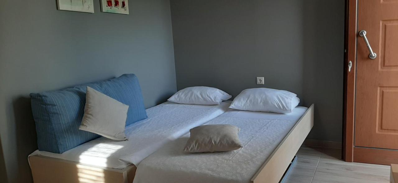 פליאוחורה Viena Rooms & Apartments מראה חיצוני תמונה