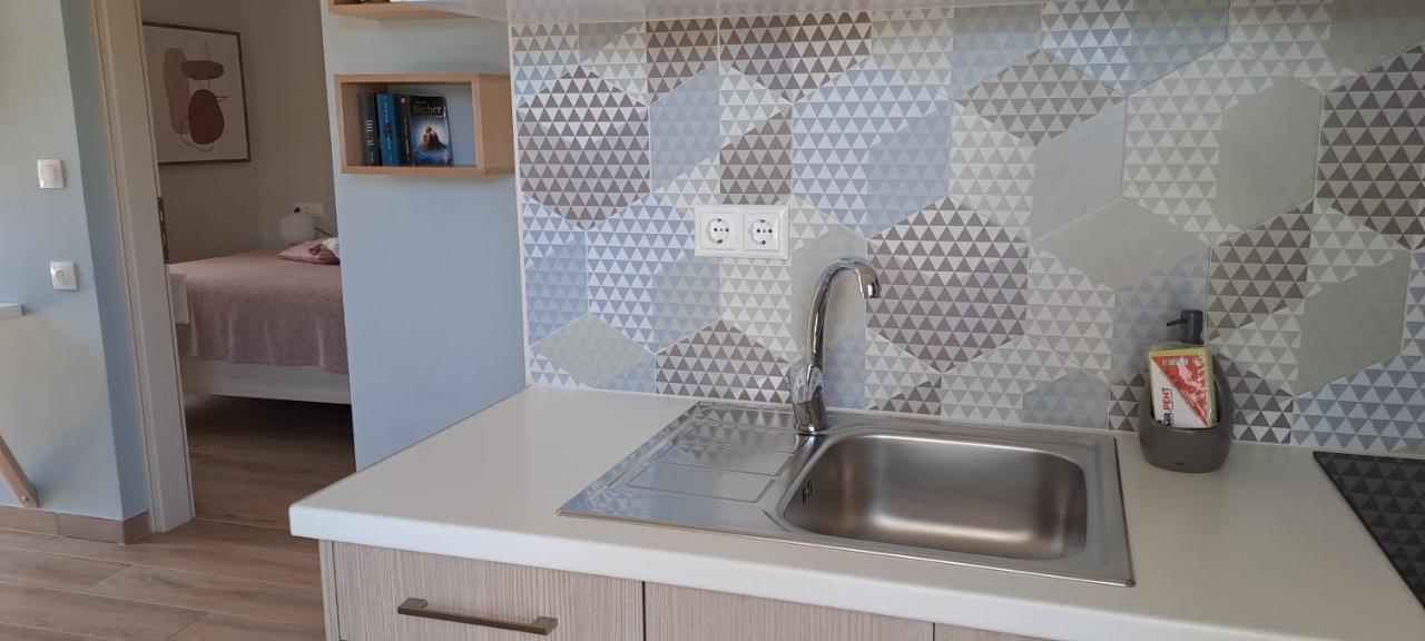 פליאוחורה Viena Rooms & Apartments מראה חיצוני תמונה