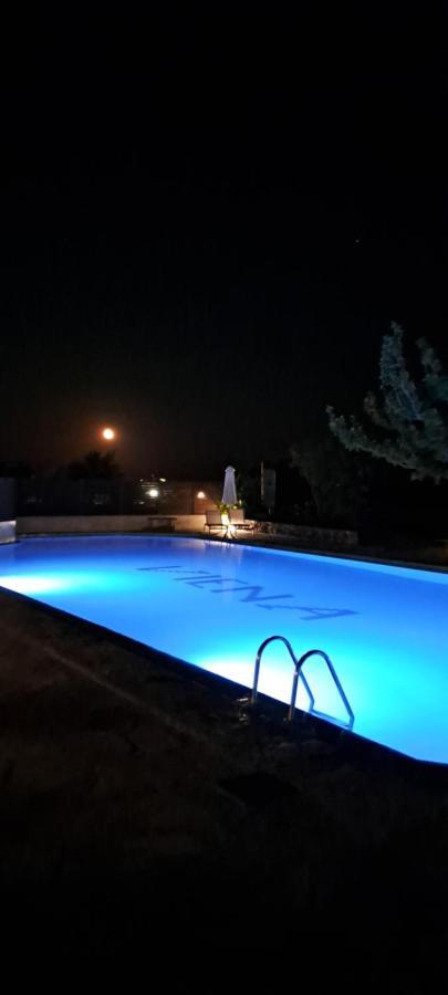 פליאוחורה Viena Rooms & Apartments מראה חיצוני תמונה