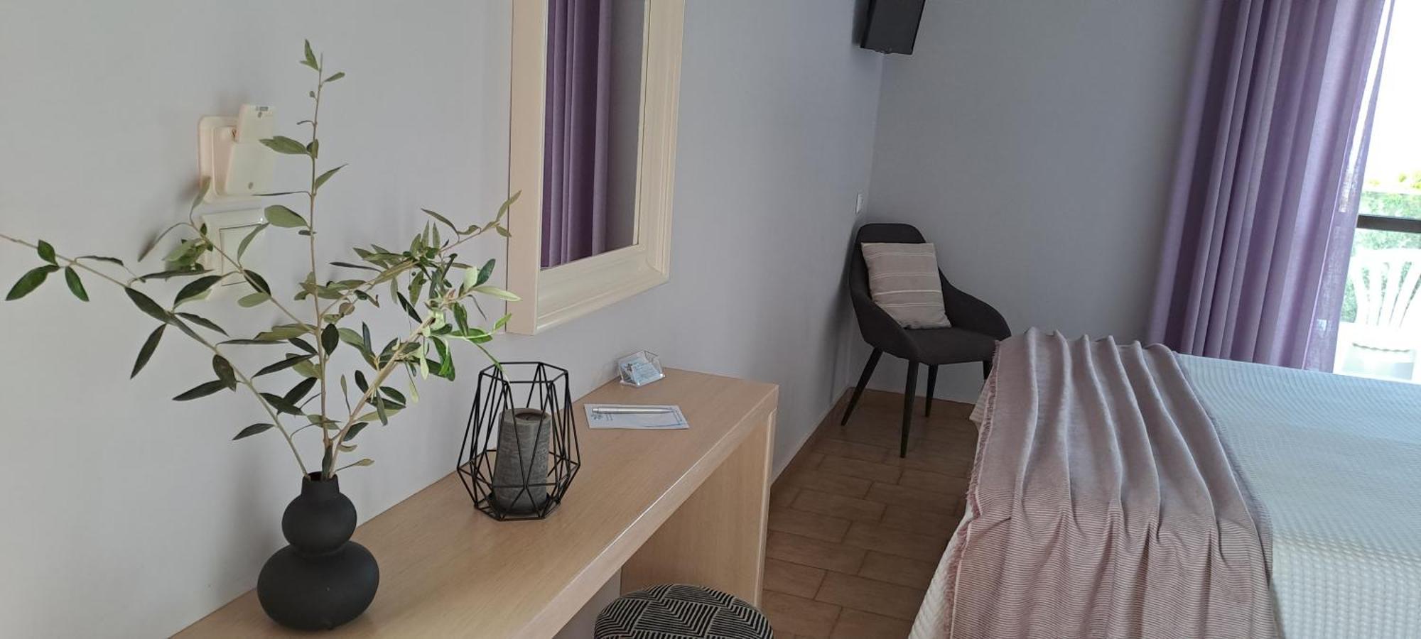 פליאוחורה Viena Rooms & Apartments מראה חיצוני תמונה