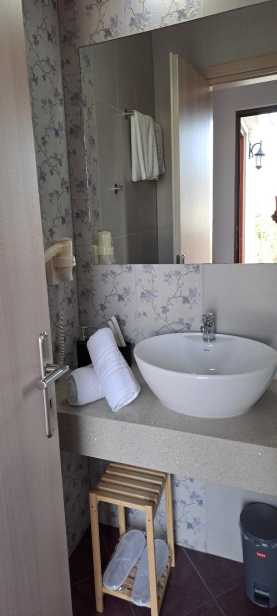 פליאוחורה Viena Rooms & Apartments מראה חיצוני תמונה
