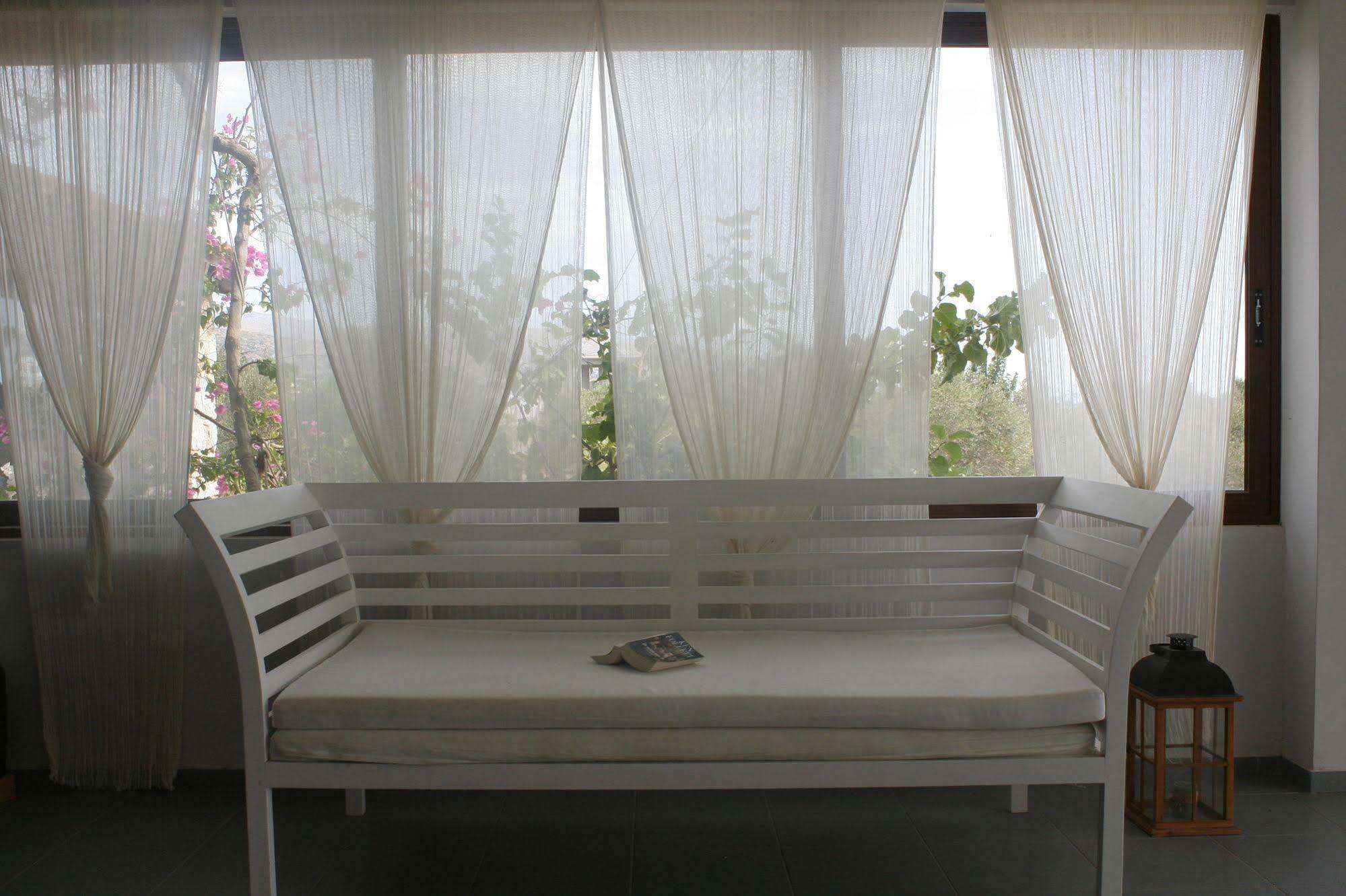 פליאוחורה Viena Rooms & Apartments מראה חיצוני תמונה