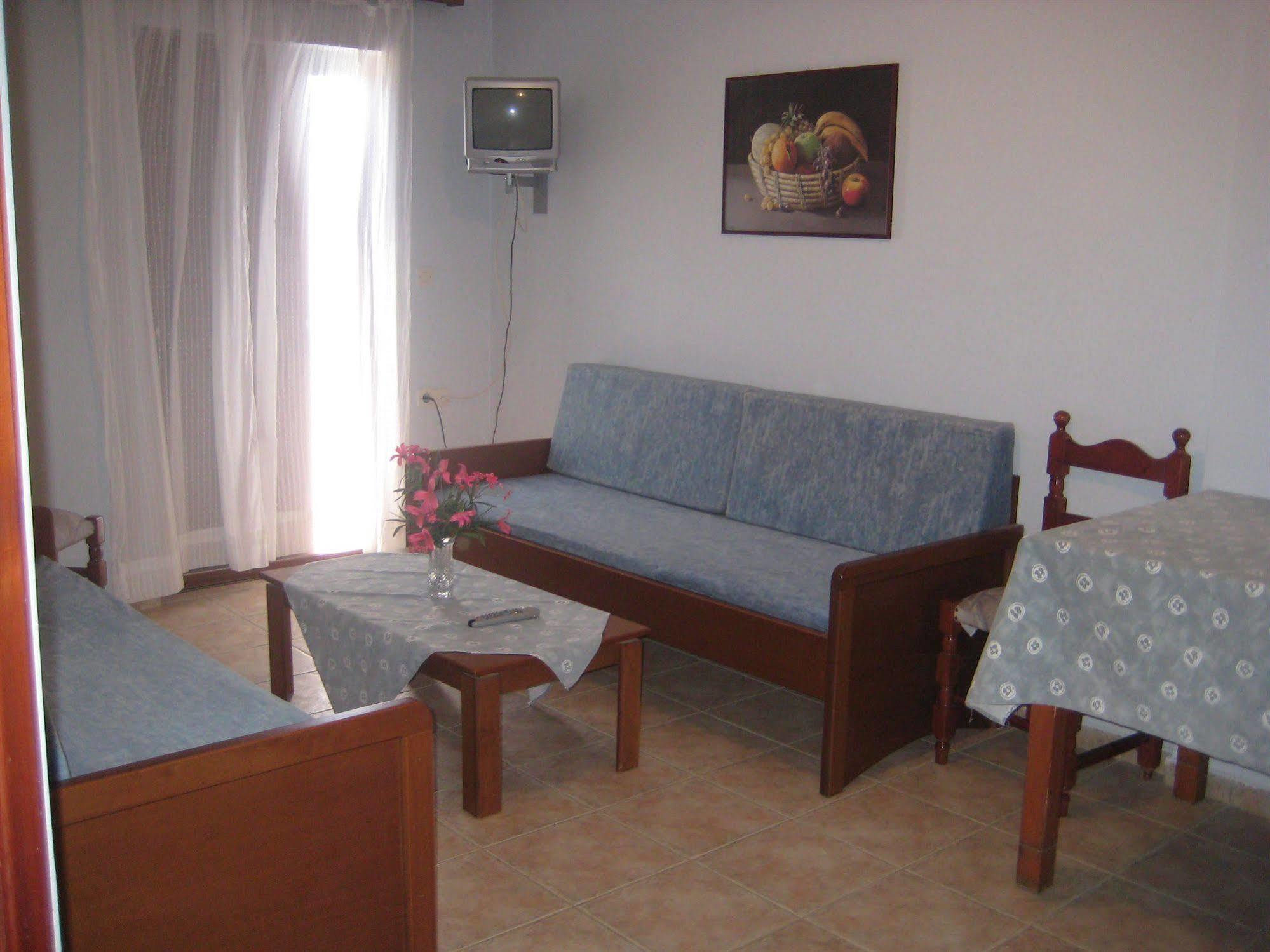 פליאוחורה Viena Rooms & Apartments מראה חיצוני תמונה