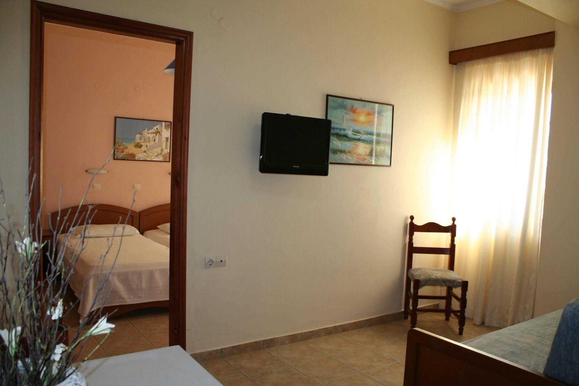 פליאוחורה Viena Rooms & Apartments מראה חיצוני תמונה